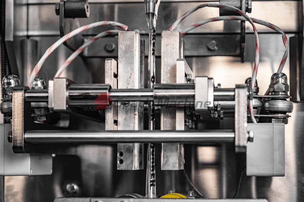 vertical form fill seal machine manufacturer - spackmachine