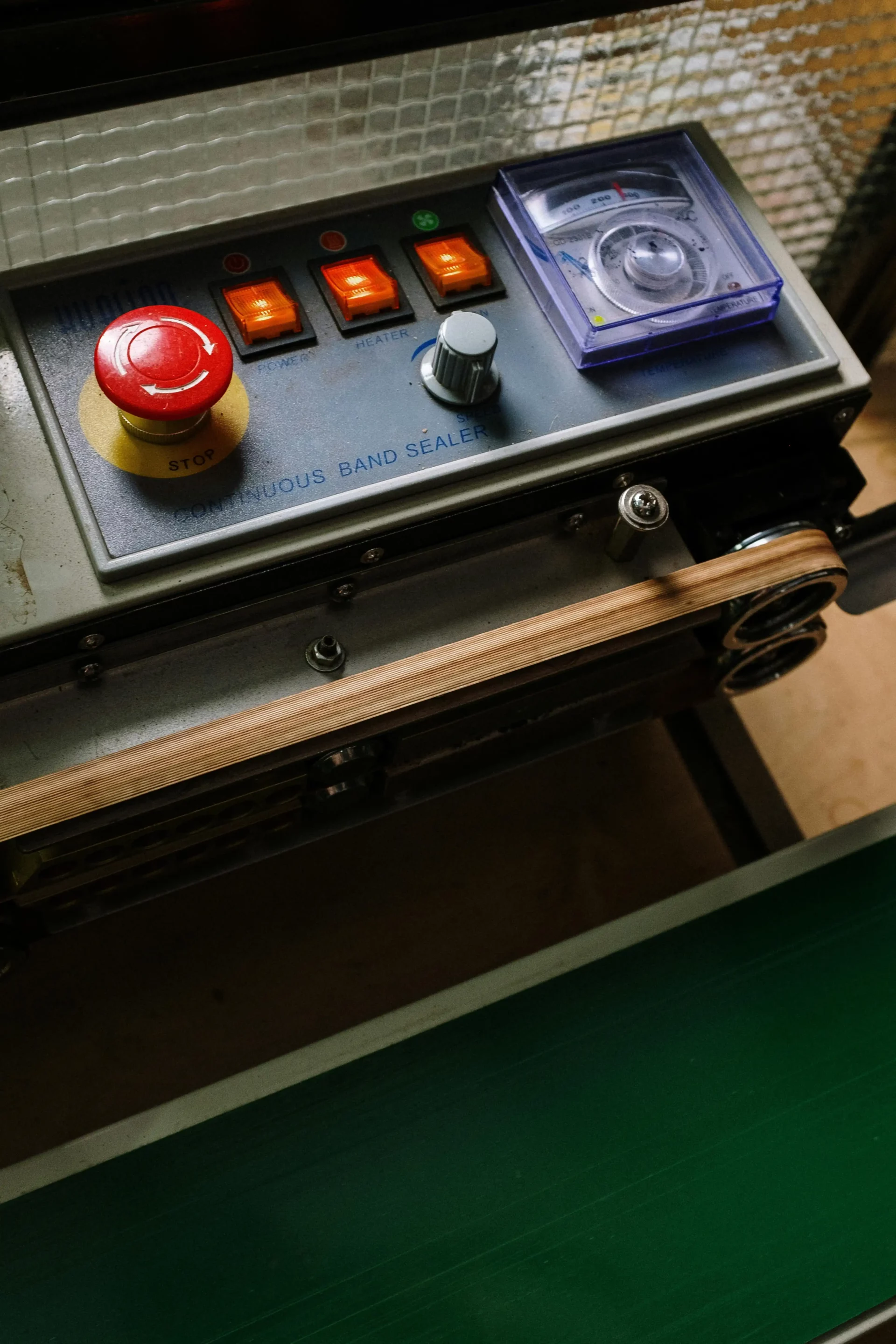 premade bag sealing material inspection